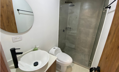 SE VENDE APARTA SUITE  EN CERRITOS