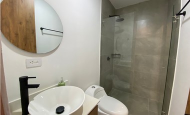 SE VENDE APARTA SUITE  EN CERRITOS