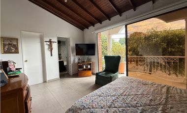 Venta de casa en el Poblado los Balsos