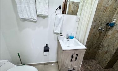 SE ALQUILA APARTAESTUDIO AMOBLADO CENTRAL EBR