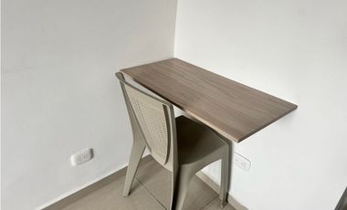 SE ALQUILA APARTAESTUDIO AMOBLADO CENTRAL EBR