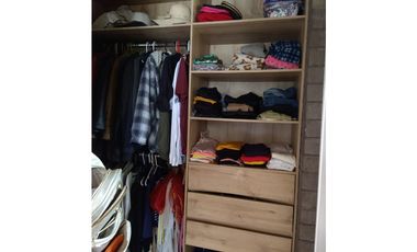 CASA EN VENTA UBICADA EN LOMA DEL ESCOBERO