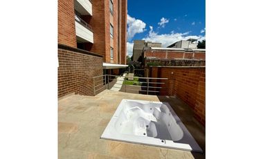 VENTA MODERNO APARTAMENTO TERRAZA PATIO ESTADIO LAURELES MEDELLIN