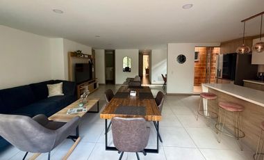 VENTA MODERNO APARTAMENTO TERRAZA PATIO ESTADIO LAURELES MEDELLIN