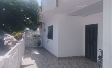 CASA INDEPENDIENTE EN EL BARRIO LOS ANDES