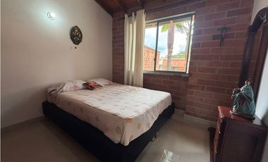 Casa Unifamiliar en venta en Amazonia Bello