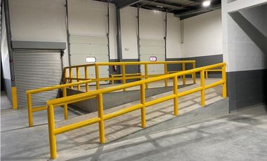 SE ALQUILA GALERA 1922 MTS CON ANDEN EN LA LOCERIA