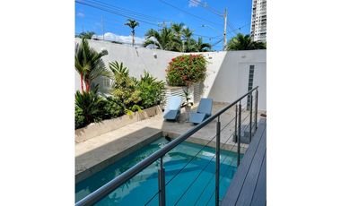 ALQUILER DE LUJOSA CASA EN ALTOS DEL GOLF - PH BIANCO LOFT - 4 REC