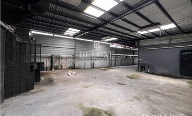 VENTA DE GALERA PARA INVERSIONISTAS EN PARQUE LEFEVRE (8)