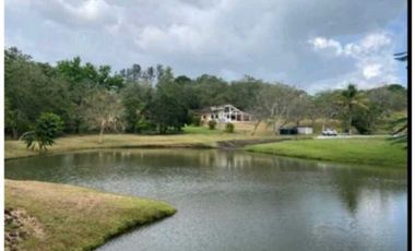 VENDO TERRENO EN LA CHORRERA BRISAS DEL LOS LAGOS 1.636MTS