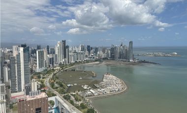 Venta de Apartamento en Avenida Balboa, PH Rivage Tower