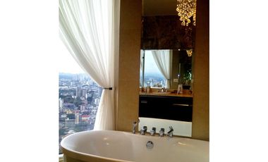 Venta de Apartamento en Avenida Balboa, PH Rivage Tower