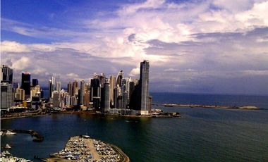 Venta de Apartamento en Avenida Balboa, PH Rivage Tower