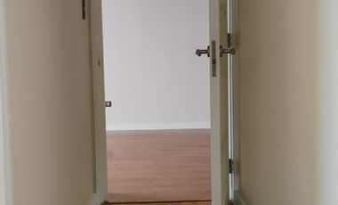 Venta de departamento en Miraflores, 3 dormitorios, 2 baños