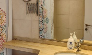 Venta de departamento en Miraflores, 3 dormitorios, 2 baños