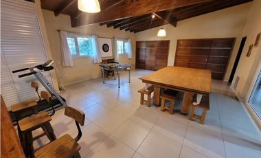 Casa en Venta - Zona lamos - Calidad de Construcción