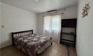 Vendo Casa con pileta en Pronunciamiento, Entre Ríos.