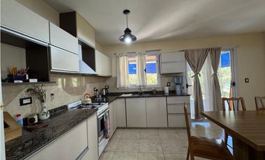 VENTA- CASA 3 DORMITORIOS- EL DORADO 1