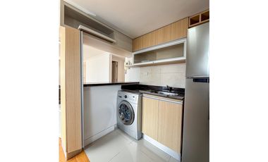 SEMIPISO 3 AMBIENTES. PLAZA MITRE.