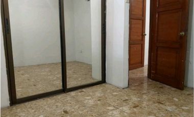 Vendo amplia casa en Alborada 8va Etapa