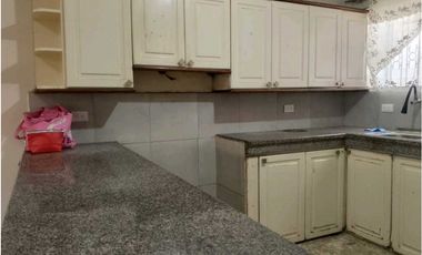 Vendo amplia casa en Alborada 8va Etapa