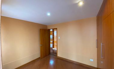 Rento Departamento en Exclusiva Urbanización en El Batán