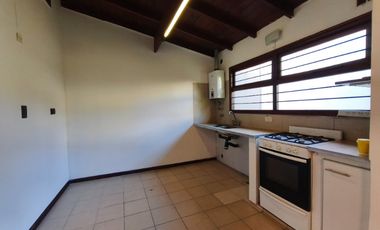 Casa - Chalet en Alquiler en Caisamar