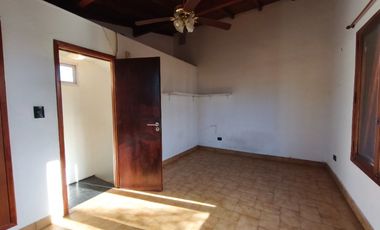 Casa - Chalet en Alquiler en Caisamar