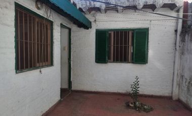 Departamento Tipo Casa en alquiler en Lanus Este