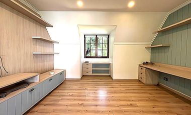 Casa en arriendo en LO BARNECHEA