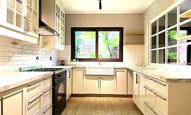 Casa en arriendo en LO BARNECHEA