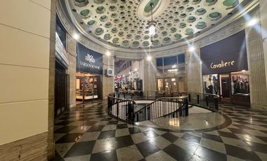 AHUMADA CON HUERFANOS