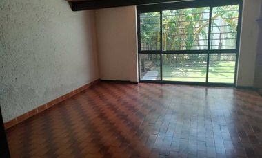 CASA EN RENTA EN LINDAVISTA EN CALLE CERRADA