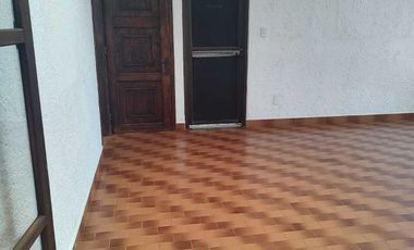 CASA EN RENTA EN LINDAVISTA EN CALLE CERRADA