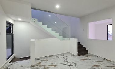 Casa en VENTA en Punto Lomas | Con roof garden