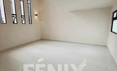 Casas en venta en privada cerca de Zona Araucarias – Diseño moderno