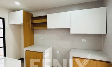 Casas en venta en privada cerca de Zona Araucarias – Diseño moderno