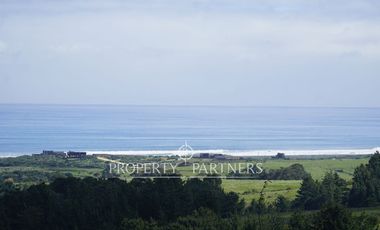Pichilemu, Terreno en entorno natural con increíble vista al mar