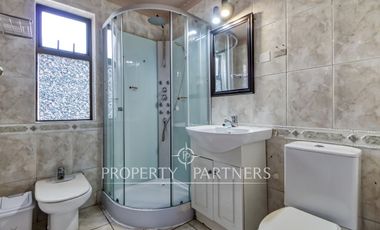 Espectacular casa idealmente para uso comercial