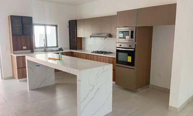 CASA EN VENTA EN RESIDENCIAL LAS QUINTAS TORREÓN, COAHUILA