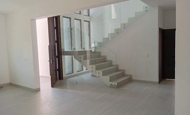 CASA EN VENTA EN RESIDENCIAL LAS QUINTAS TORREÓN, COAHUILA