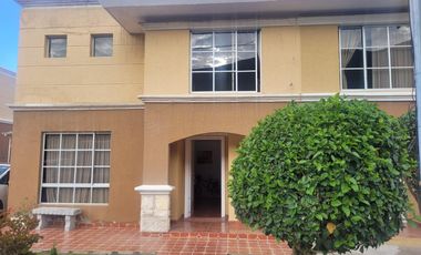 Casa en Mitad del Mundo