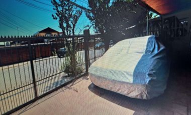 Venta de Casa en Quilicura, en Barrio Residencial.