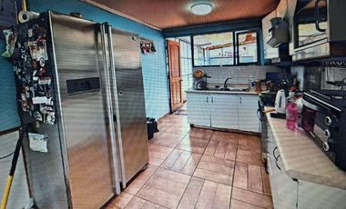 Venta de Casa en Quilicura, en Barrio Residencial.