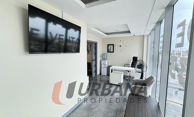 OFICINA EN EDIFICIO SOHO DE AVENIDA EL SANTO