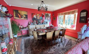 AMPLIA Y EXCLUSIVA CASA EN SANTA MÓNICA DE PEÑUELAS