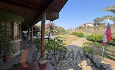 AMPLIA Y EXCLUSIVA CASA EN SANTA MÓNICA DE PEÑUELAS