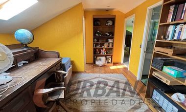 AMPLIA Y EXCLUSIVA CASA EN SANTA MÓNICA DE PEÑUELAS