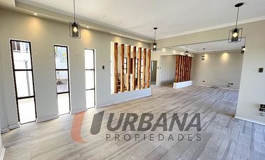 CASA DE ALTO ESTÁNDAR EN ANDACOLLO, RESIDENCIAL O COMERCIAL