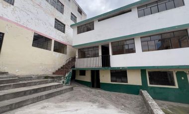 Vivienda multifamiliar en Latacunga